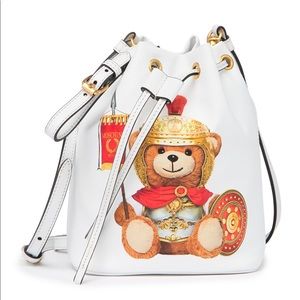 🚫SOLD🚫MOSCHINO TEDDY BEAR LEATHER BUCKET BAG